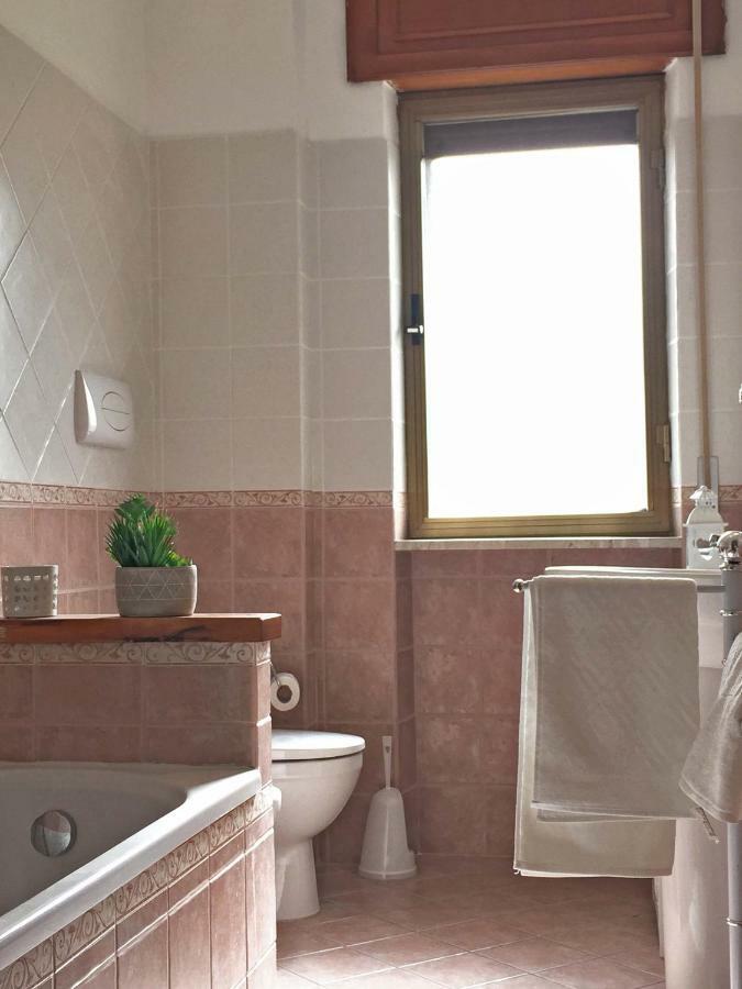 La Casa Del Professore Tortora Exteriér fotografie