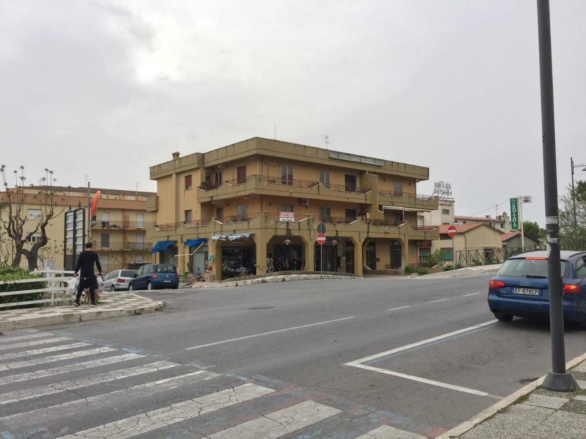 La Casa Del Professore Tortora Exteriér fotografie